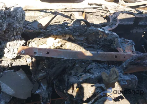 2001 Chevrolet Silverado 1500 Ls from USA, damaged, VIN 2GCEC19V611308488